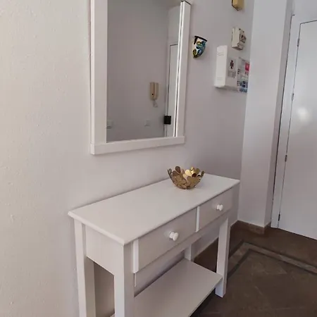 Acapulco Playa 26 Menyber * Nerja