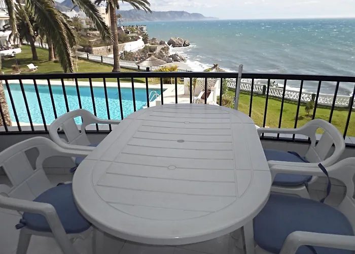 Acapulco Playa 26 Menyber * Nerja